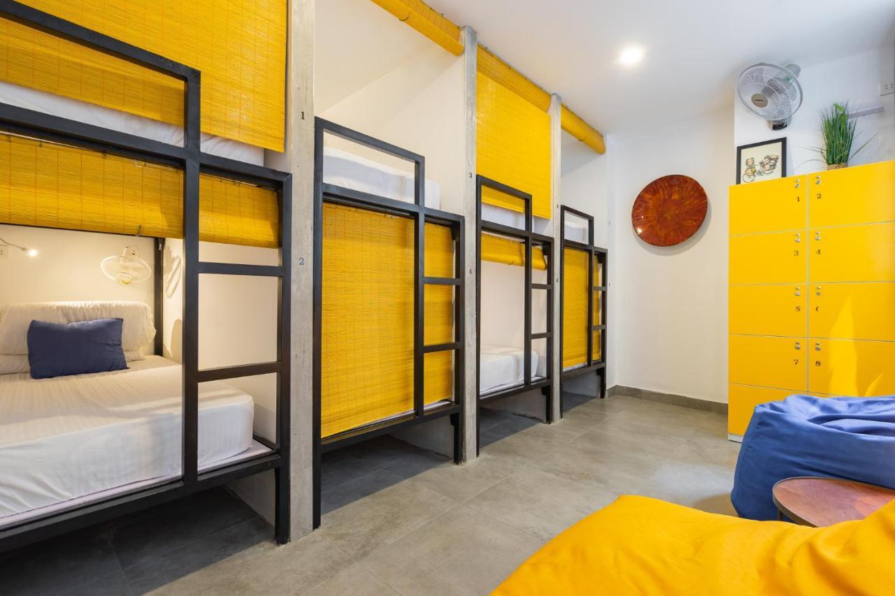 Backy Poshtel Hostel Hanoi Bagian luar foto